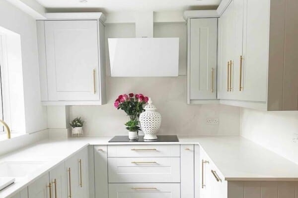@2wivesathome Faber Wall Hood Tweet in White Glass