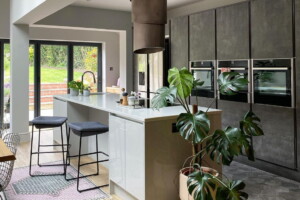 @beresfordetc-Faber-Island-Hood-Pareo-Plus-in-Tibetan-Silver