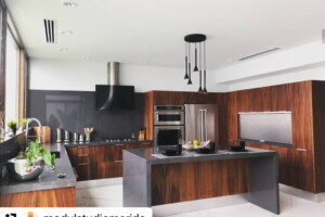 @modulstudionmerida-Faber-Wall-Hood-Veil-in-Black-Matt