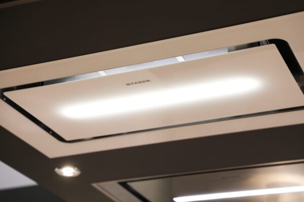 Heaven Lite Glass | Ceiling Hood | Faber | Close Up